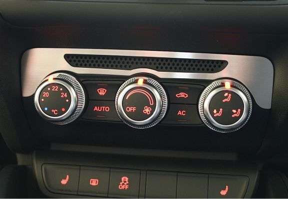 Pogiparts Audi Aluminium Blende für Klimabedienung - Alu - für Audi A1 (Typ 8X)